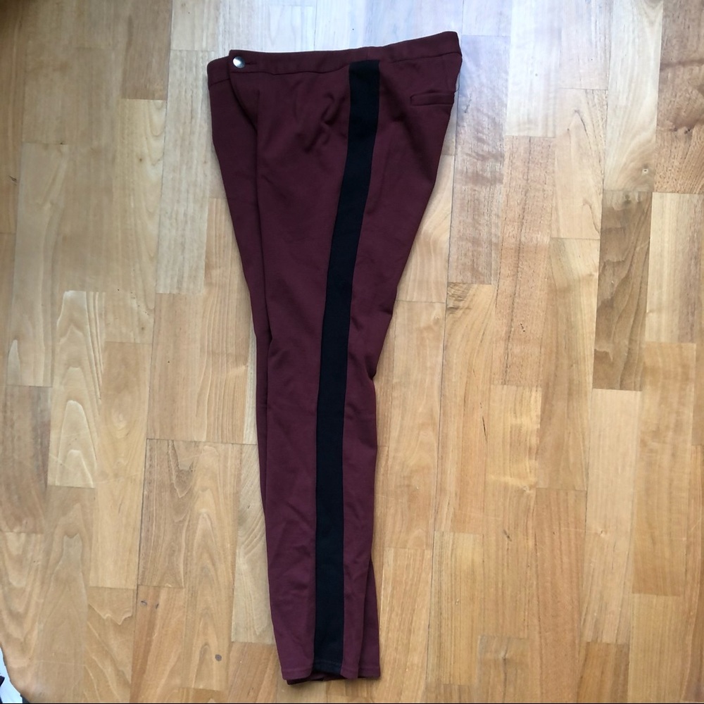 INC Maroon button leggings black tuxedo stripe